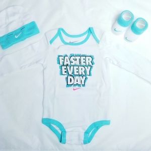 Nike Infant Hat Booties Onesie Set Baby 0-6M